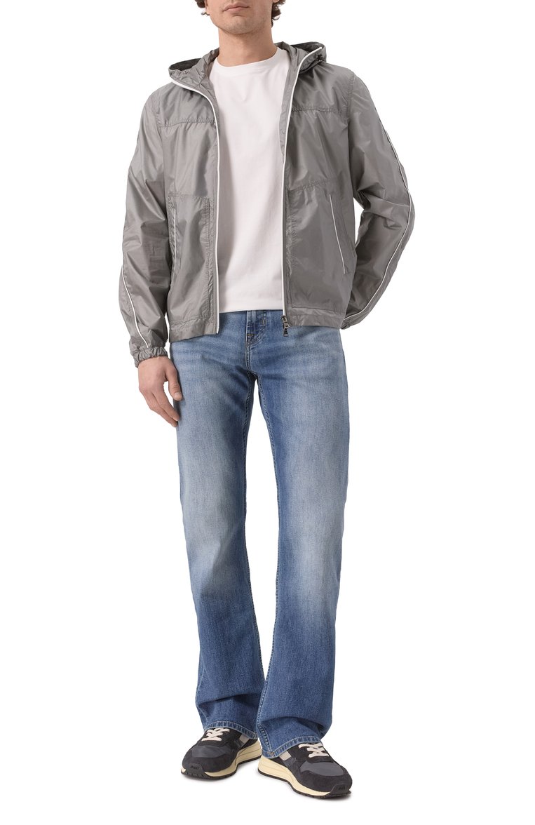 Мужские джинсы brett 7 FOR ALL MANKIND синего цвета, арт. 7T12283L | Фото 2 (Длина (брюки, джинсы): Стандартные; Материал внешний: Хлопок, Деним; Детали: Делаве; Силуэт М (брюки): Прямые; Стили: Повседневный; Кросс-КТ: Деним; Автоматизация состава: Проставлено; Автоматизация ТО: Проставлено)