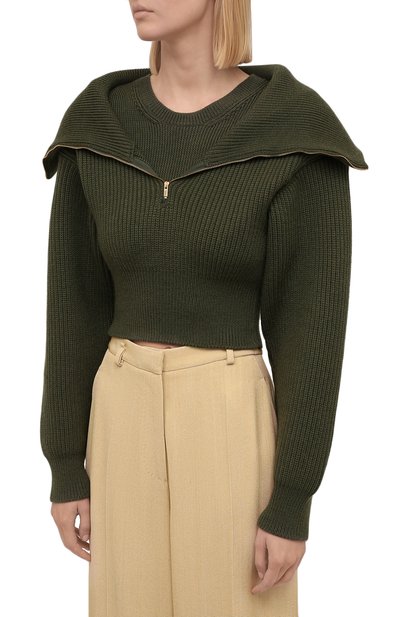 Шерстяной свитер JACQUEMUS хаки цвета по цене 78400 руб., арт. 213KN501-2200, фото 3 Шерстяной свитер JACQUEMUS, арт. 213KN501-2200, фото 3