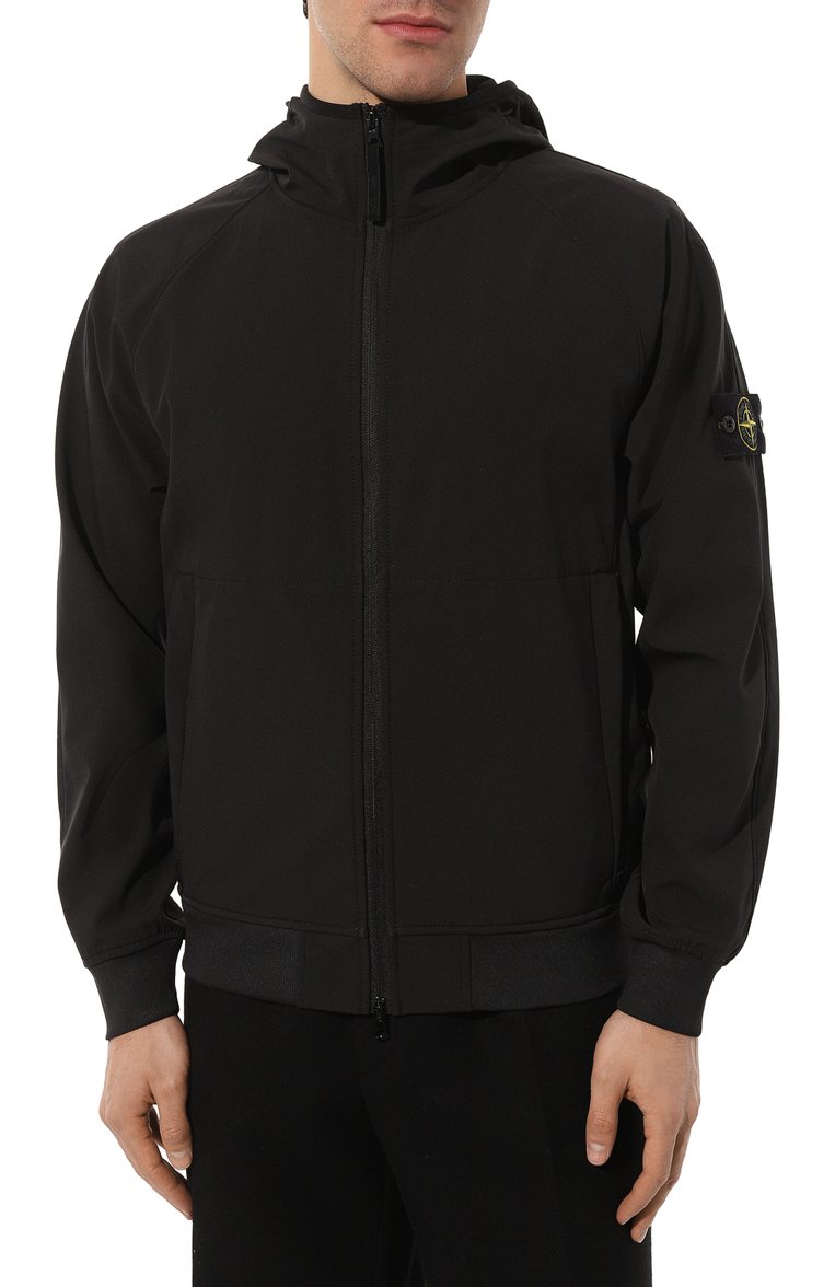 Мужской куртка STONE ISLAND черного цвета, арт. 781540927 | Фото 3 (Кросс-КТ: Куртка, бомбер; Рукава: Длинные; Принт: Без принта; Материал внешний: Синтетический материал; Материал сплава: Проставлено; Драгоценные камни: Проставлено; Длина (верхняя одежда): Короткие; Стили: Кэжуэл)