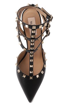 Женские кожаные туфли rockstud VALENTINO черного цвета, арт. 6W2S0375/VCE | Фото 6 (Материал внешний: Натуральная кожа; Подошва: Плоская; Драгоценные камни: Проставлено; Материал внутренний: Натуральная кожа; Материал сплава: Проставлено; Каблук высота: Средний; Каблук тип: Шпилька)