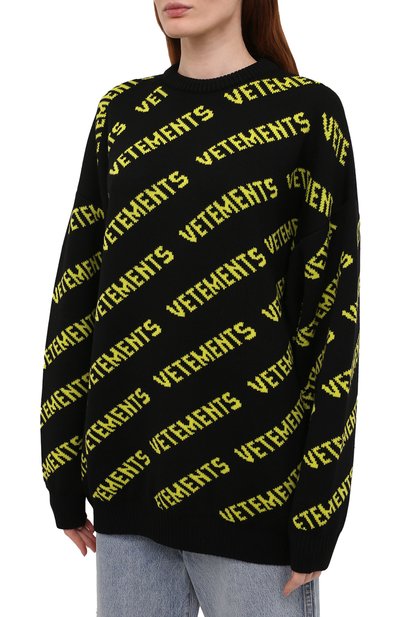 Шерстяной свитер VETEMENTS черного цвета по цене 96550 руб., арт. UA52KN600B 2901/W, фото 3 Шерстяной свитер VETEMENTS, арт. UA52KN600B 2901/W, фото 3