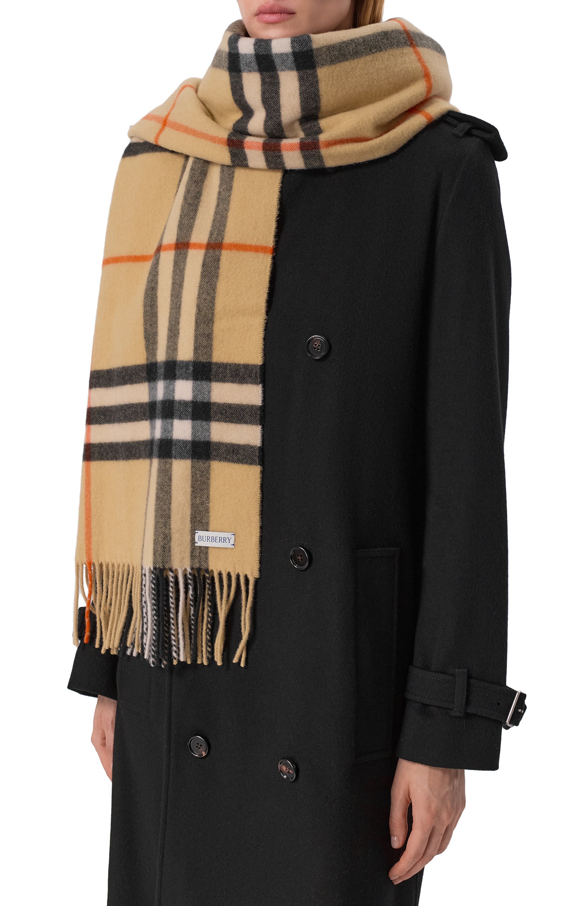 Кашемировый шарф BURBERRY бежевого цвета по цене 95450 руб., арт. 8085931, фото 3 Кашемировый шарф BURBERRY, арт. 8085931, фото 3