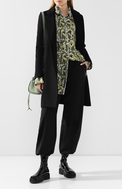 Брюки со стрелками ACNE STUDIOS черного цвета по цене 28800 руб., арт. AK0216/W, фото 2 Брюки со стрелками ACNE STUDIOS, арт. AK0216/W, фото 2