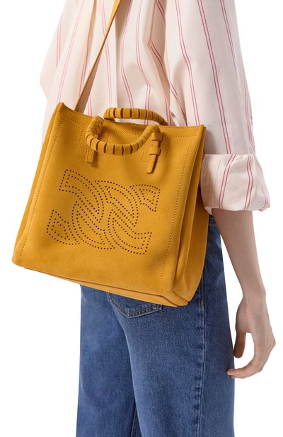 Сумка demetra CASADEI светло-коричневого цвета по цене 135500 руб., арт. 3W491B0000/DLCVL, фото 2 Сумка demetra CASADEI, арт. 3W491B0000/DLCVL, фото 2