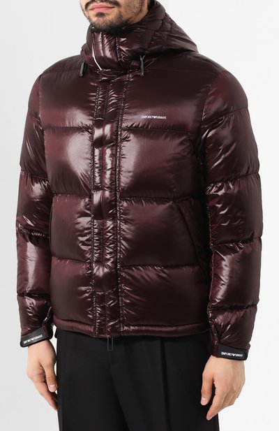 Пуховик EMPORIO ARMANI бордового цвета по цене 62100 руб., арт. 6G1BQ1/1NIHZ, фото 3 Пуховик EMPORIO ARMANI, арт. 6G1BQ1/1NIHZ, фото 3