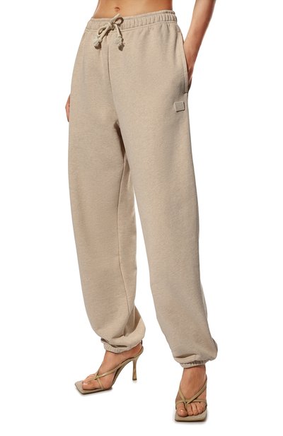 Хлопковые джоггеры ACNE STUDIOS бежевого цвета по цене 42350 руб., арт. CK0038/W, фото 3 Хлопковые джоггеры ACNE STUDIOS, арт. CK0038/W, фото 3