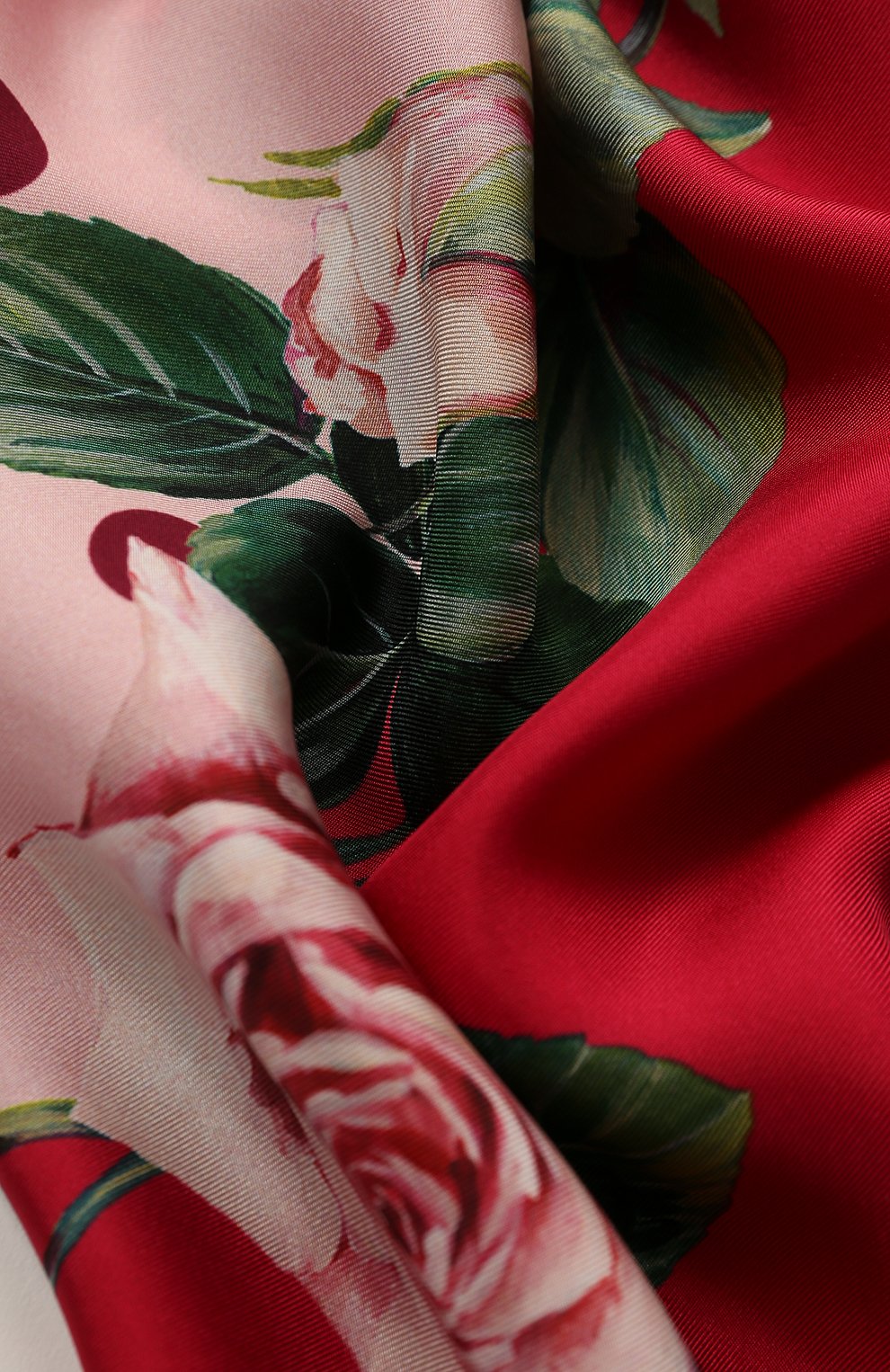 Шелковый платок DOLCE & GABBANA розового цвета по цене 39800 руб., арт. FN090R/GDS16, фото 2 Шелковый платок DOLCE & GABBANA, арт. FN090R/GDS16, фото 2