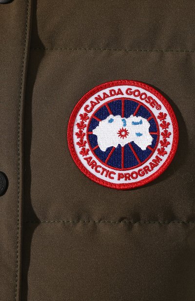 Пуховый жилет freestyle CANADA GOOSE хаки цвета по цене 52950 руб., арт. 2832L, фото 5 Пуховый жилет freestyle CANADA GOOSE, арт. 2832L, фото 5