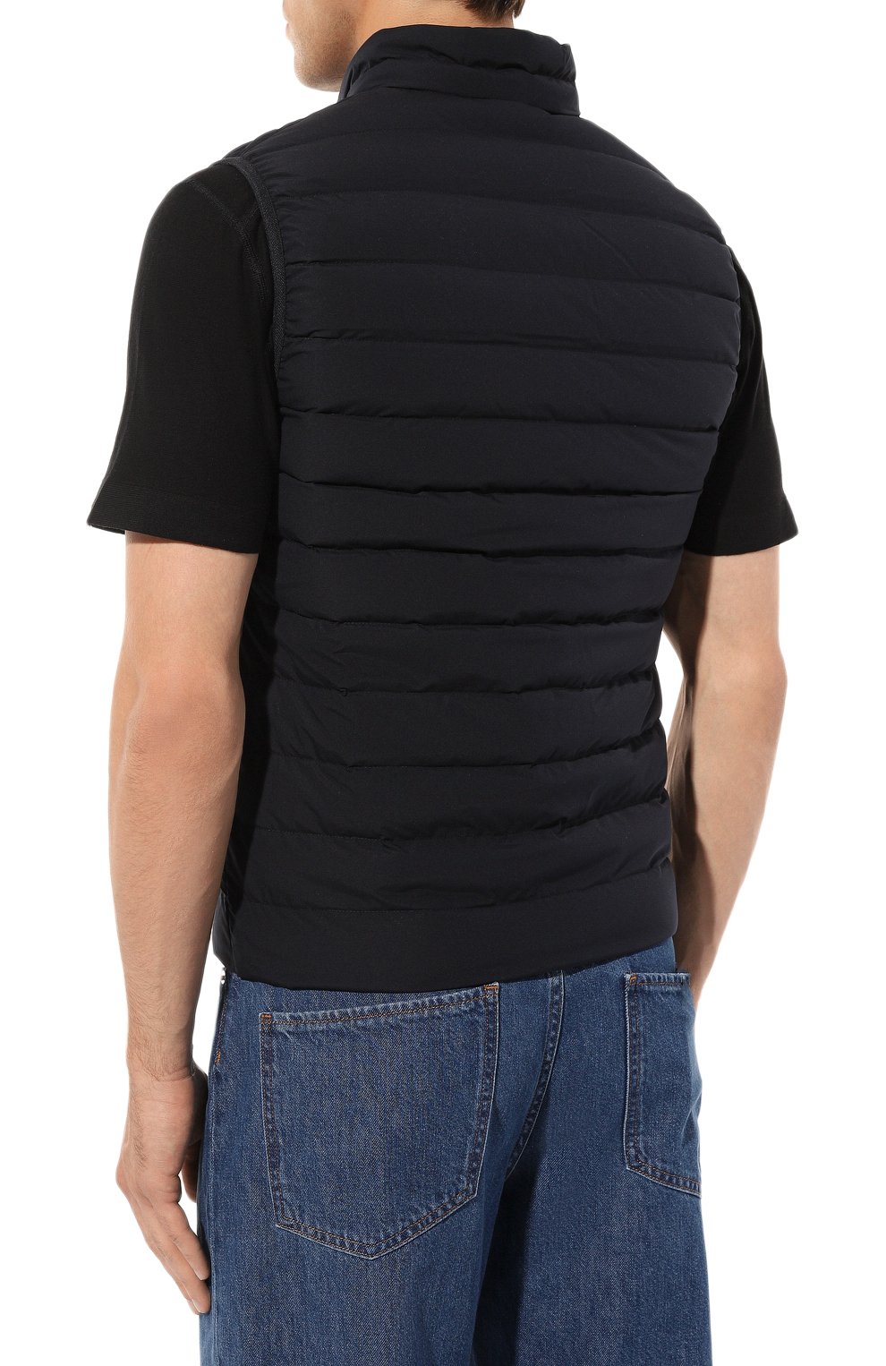 Пуховый жилет EMPORIO ARMANI синего цвета по цене 36000 руб., арт. 8N1BQ1/1NLRZ, фото 4 Пуховый жилет EMPORIO ARMANI, арт. 8N1BQ1/1NLRZ, фото 4