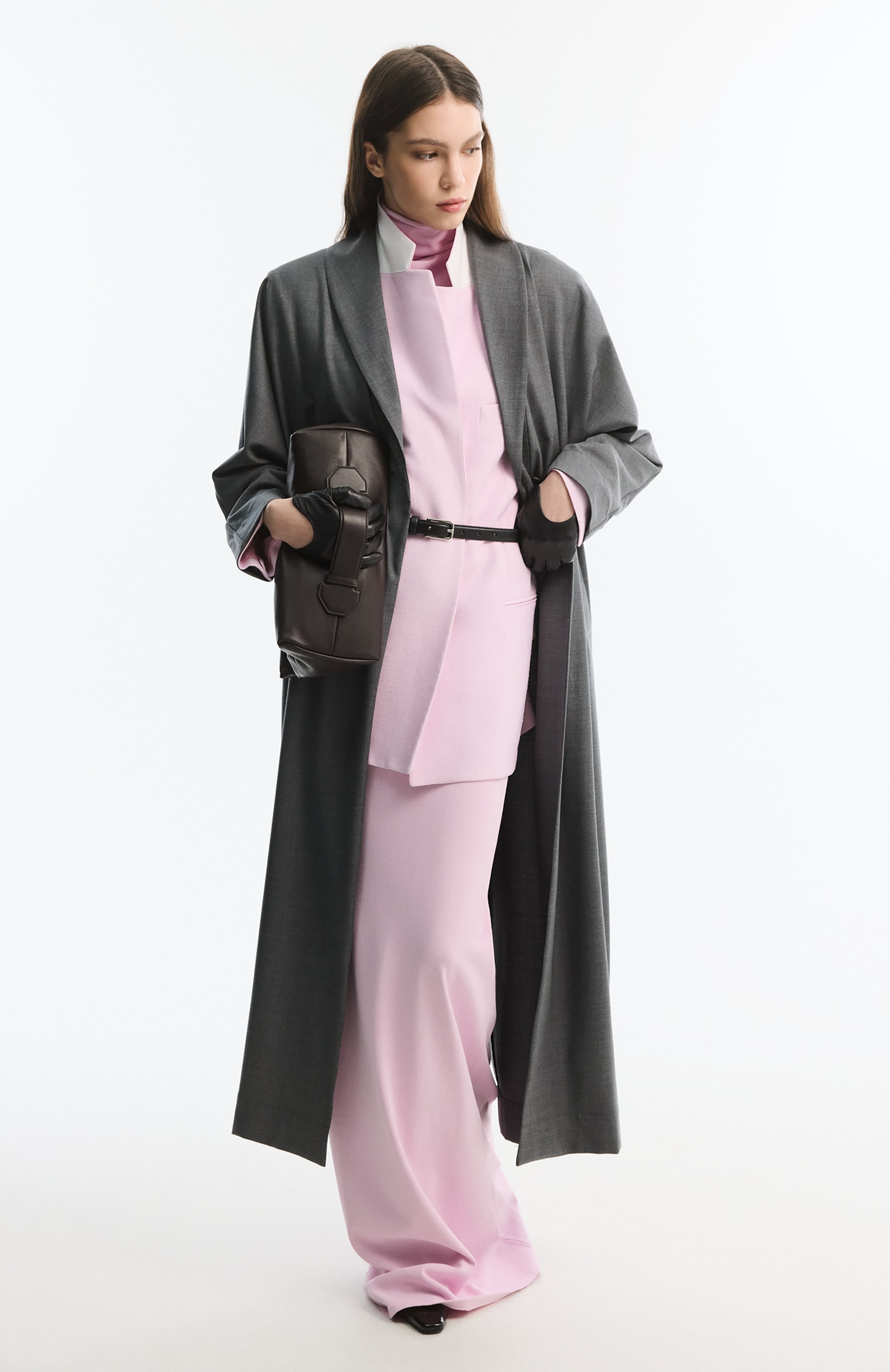 Платье из вискозы ARMARIUM розового цвета по цене 127500 руб., арт. ARMFWKD09/V019, фото 5 Платье из вискозы ARMARIUM, арт. ARMFWKD09/V019, фото 5