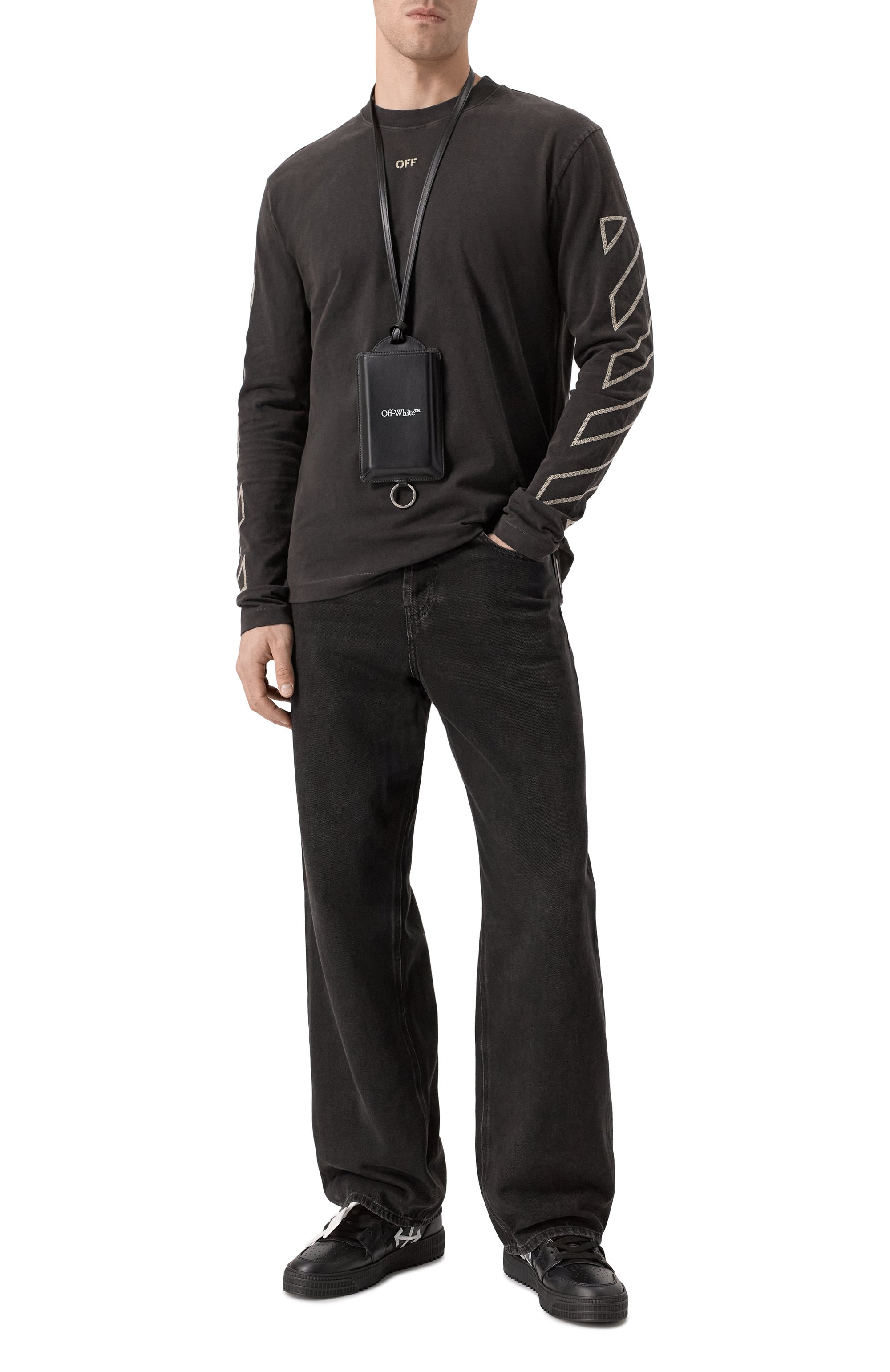 Кожаный чехол для телефона OFF-WHITE черного цвета по цене 39950 руб., арт. 0MNH01AC99LEA001, фото 6 Кожаный чехол для телефона OFF-WHITE, арт. 0MNH01AC99LEA001, фото 6