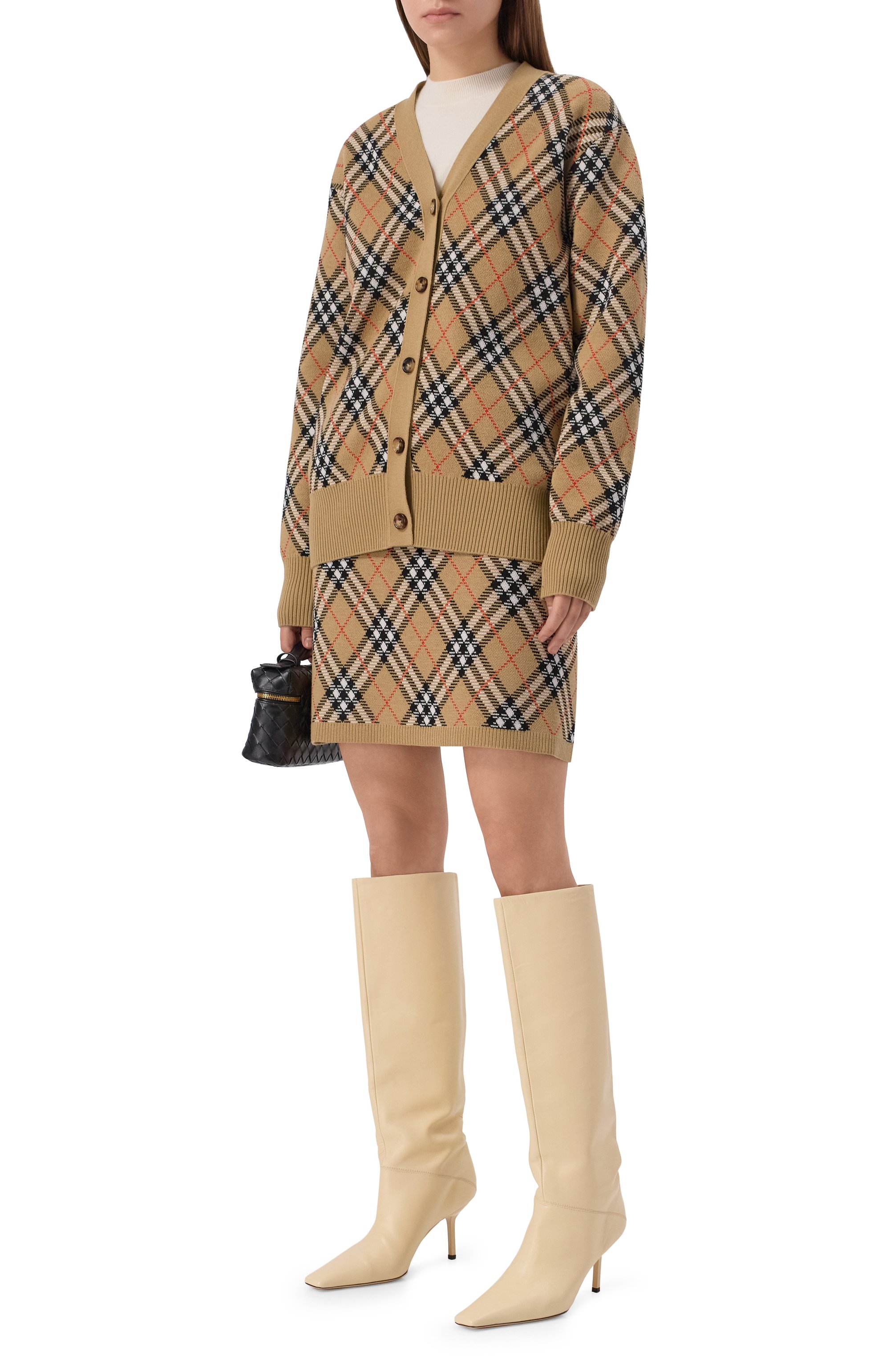 Шерстяной кардиган BURBERRY бежевого цвета по цене 168000 руб., арт. 8112119, фото 2 Шерстяной кардиган BURBERRY, арт. 8112119, фото 2