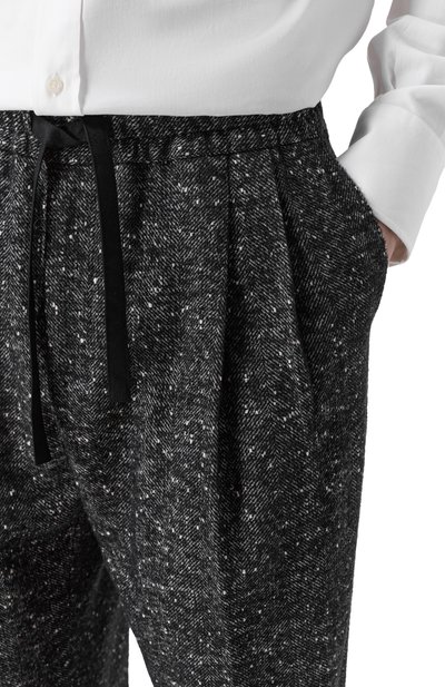 Шерстяные брюки DOLCE & GABBANA темно-серого цвета по цене 139500 руб., арт. GP12RT/FCZAM, фото 5 Шерстяные брюки DOLCE & GABBANA, арт. GP12RT/FCZAM, фото 5