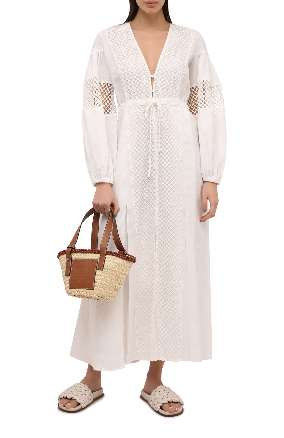 Льняное платье A MERE CO белого цвета по цене 63200 руб., арт. AMC-RSS22-012WW, фото 2 Льняное платье A MERE CO, арт. AMC-RSS22-012WW, фото 2