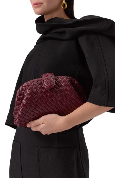 Сумка lauren 1980 small BOTTEGA VENETA бордового цвета по цене 459500 руб., арт. 804038 V4P61, фото 2 Сумка lauren 1980 small BOTTEGA VENETA, арт. 804038 V4P61, фото 2
