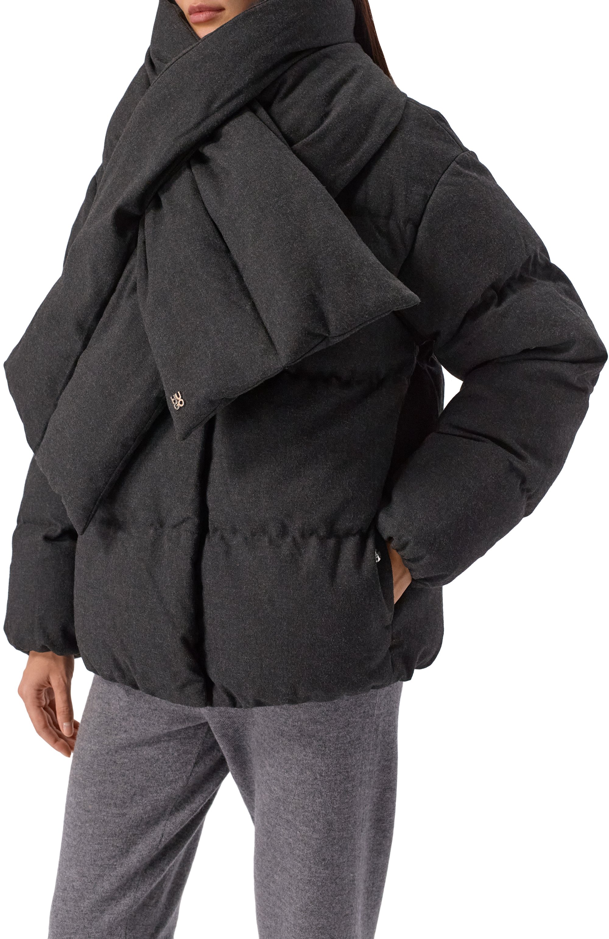 Пуховик HUGO темно-серого цвета по цене 47950 руб., арт. 50547223, фото 3 Пуховик HUGO, арт. 50547223, фото 3