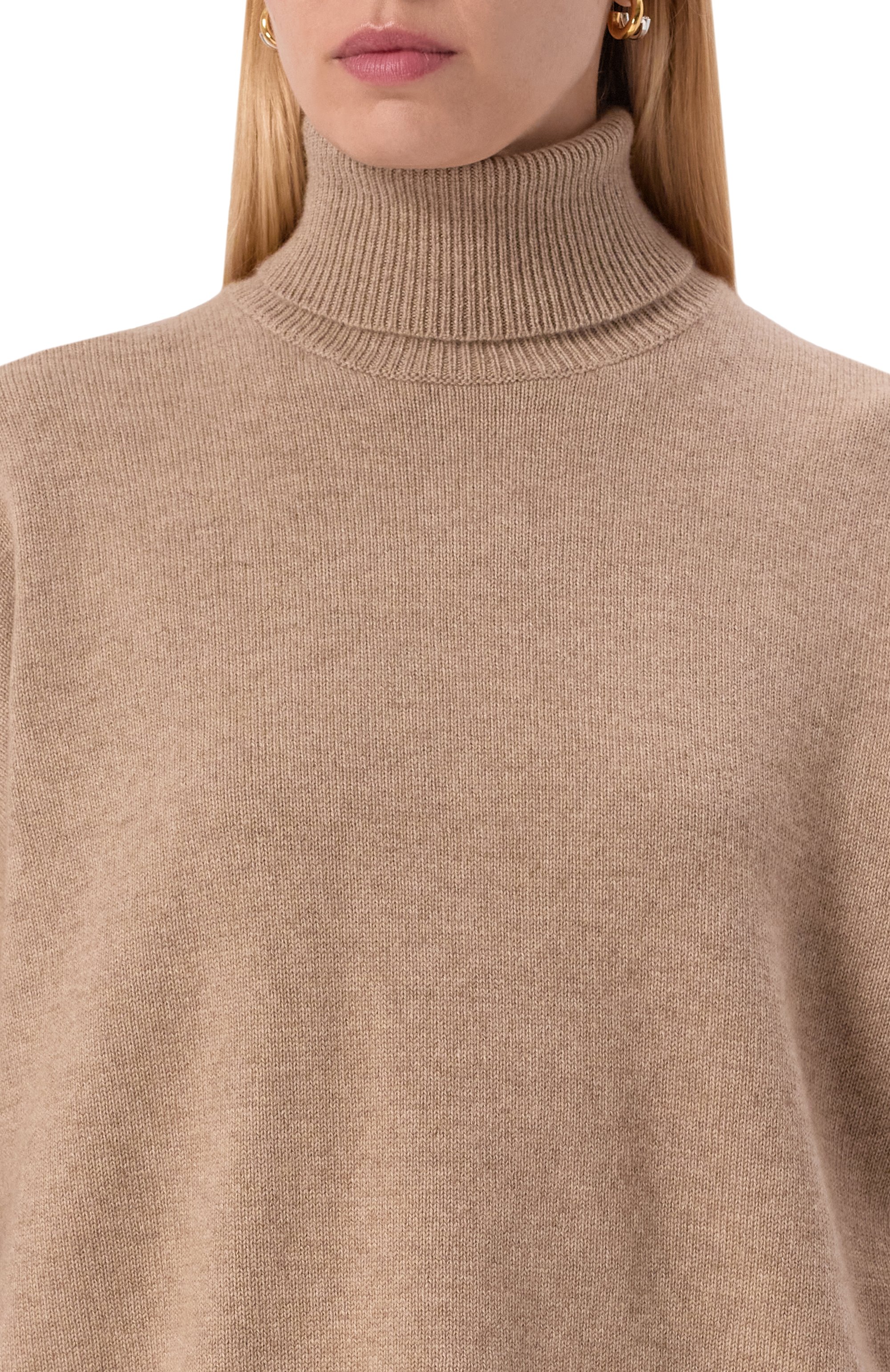 Кашемировый свитер BRUNELLO CUCINELLI бежевого цвета по цене 526500 руб., арт. M12730003, фото 5 Кашемировый свитер BRUNELLO CUCINELLI, арт. M12730003, фото 5