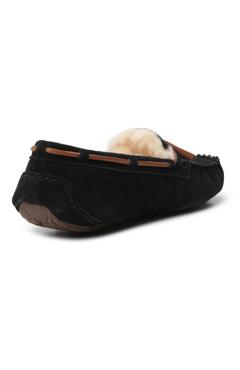 Женские замшевые мокасины dakota UGG черного цвета, арт. 1107949 | Фото 5 (Подошва: Плоская; Драгоценные камни: Проставлено; Материал внешний: Натуральная кожа, Замша; Материал сплава: Проставлено; Материал внутренний: Текстиль)