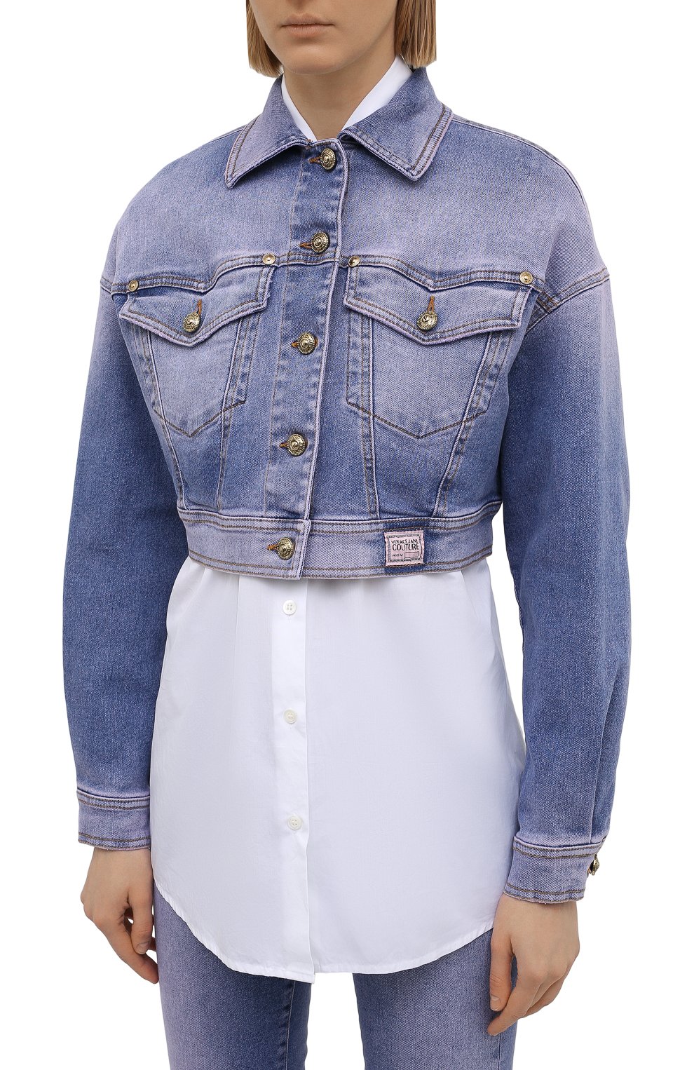 Джинсовая куртка VERSACE JEANS COUTURE голубого цвета по цене 54450 руб., арт. C0HWA960-WDP416/AR97Y, фото 3 Джинсовая куртка VERSACE JEANS COUTURE, арт. C0HWA960-WDP416/AR97Y, фото 3
