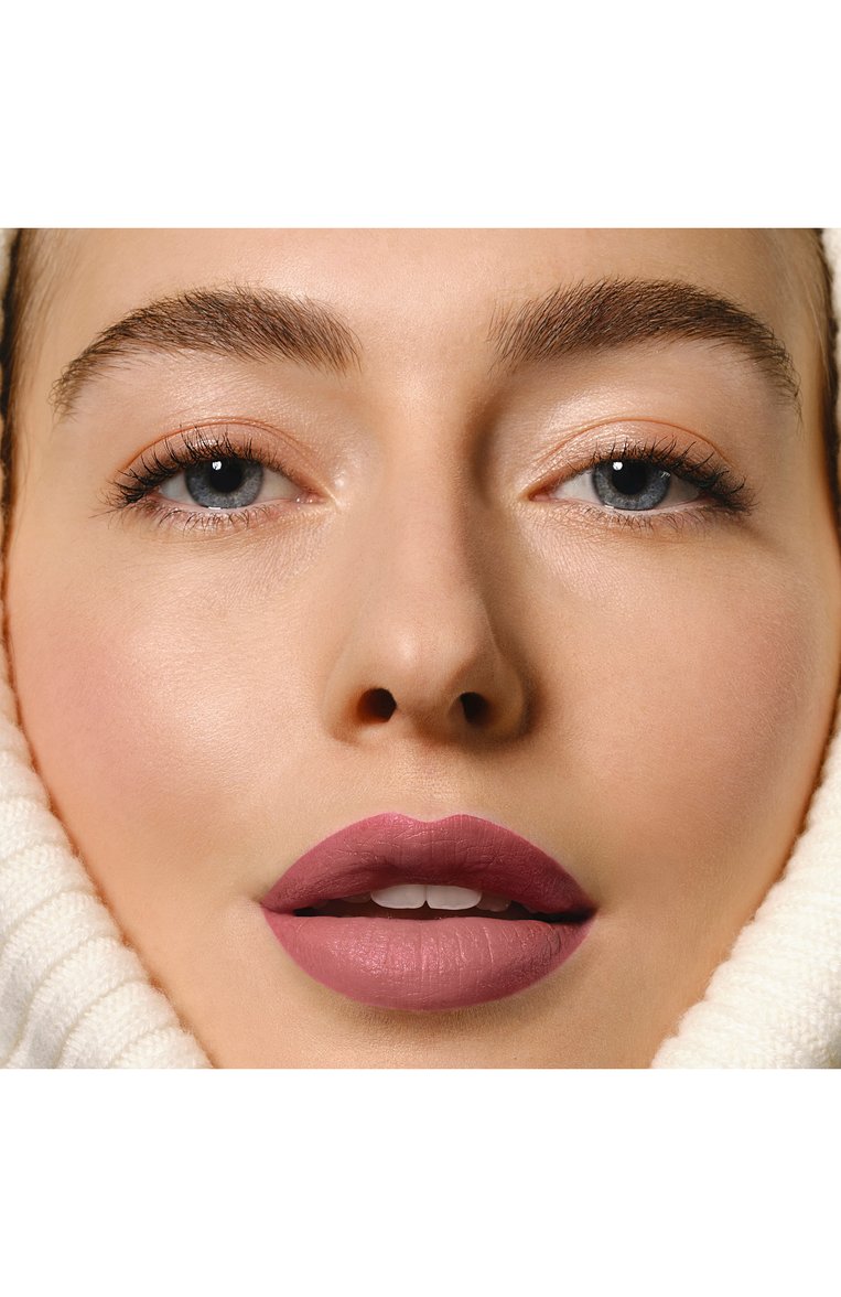 Увлажняющая матовая помада phyto-rouge velvet, оттенок 10 натуральный бежевый (3g) SISLEY  цвета, арт. 170700 | Фото 4 (Финишное покрытие: Матовый; Нос: Не проставлено; Региональные ограничения белый список (Axapta Mercury): Не проставлено)
