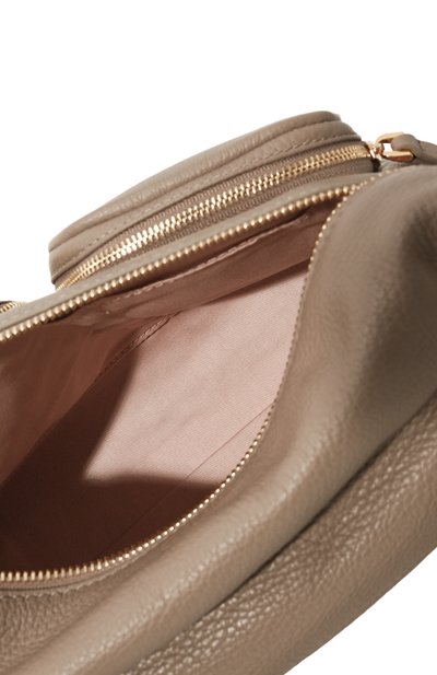 Сумка hyle medium COCCINELLE бежевого цвета по цене 42000 руб., арт. E1 PH6 18 01 01, фото 5 Сумка hyle medium COCCINELLE, арт. E1 PH6 18 01 01, фото 5