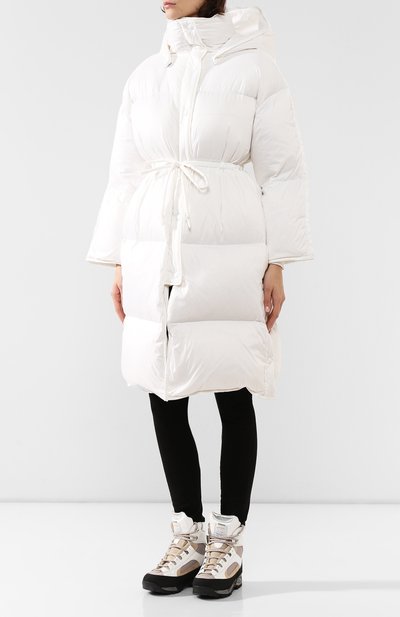 Пуховик ACNE STUDIOS белого цвета по цене 145500 руб., арт. A90145, фото 3 Пуховик ACNE STUDIOS, арт. A90145, фото 3