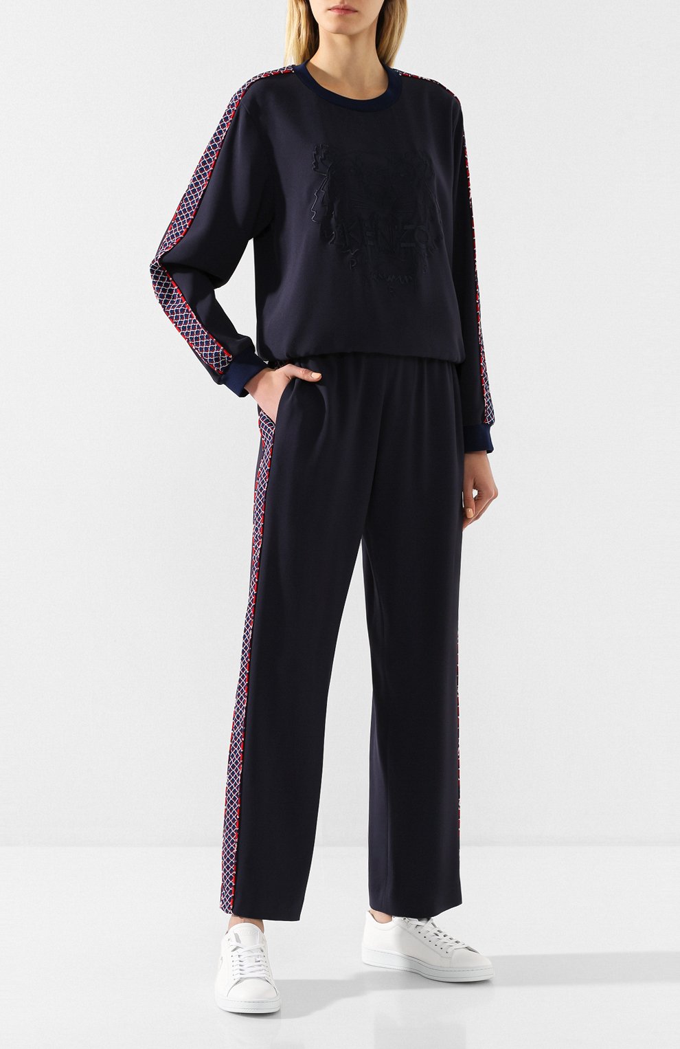 Свитшот KENZO темно-синего цвета по цене 46500 руб., арт. FA52T00105AC, фото 2 Свитшот KENZO, арт. FA52T00105AC, фото 2
