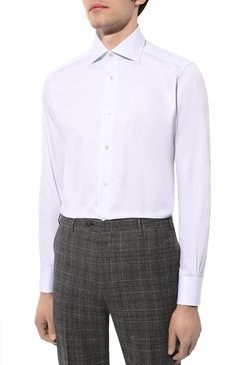 Мужская хлопковая сорочка ZEGNA светло-голубого цвета, арт. 5010/9MS0BA | Фото 3 (Манжеты: На пуговицах; Воротник: Кент; Рук�ава: Длинные; Рубашки М: Regular Fit; Длина (для топов): Стандартные; Материал сплава: Проставлено; Материал внешний: Хлопок; Стили: Классический; Случай: Формальный; Принт: Однотонные; Драгоценные камни: Проставлено)