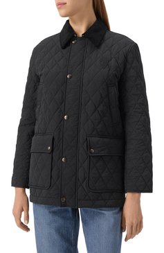 Женская куртка BURBERRY черного цвета, арт. 8096916 | Фото 3 (Длина (верхняя одежда): Короткие; Кросс-КТ: Легкие, Куртка; Материал внешний: Синтетический материал; Рукава: Длинные; Стили: Кэжуэл; Материал подклада: Хлопок)
