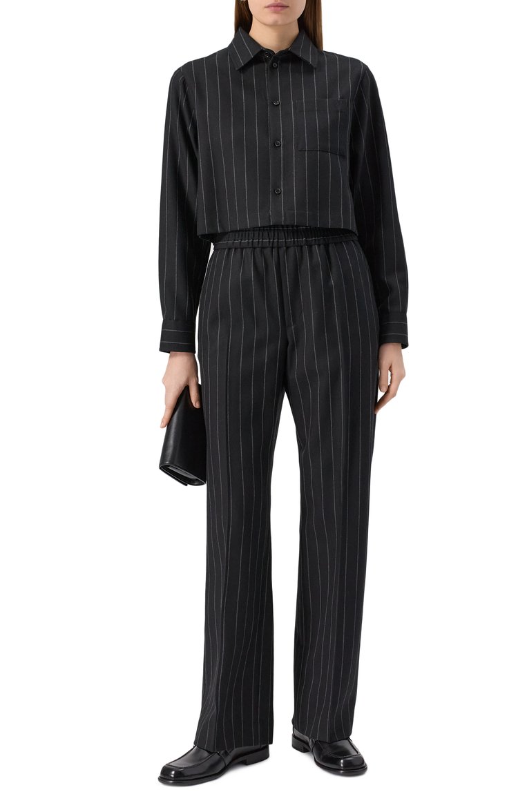 Женские шерстяные брюки BURBERRY темно-серого цвета, арт. 8101394 | Фото 2 (Длина (брюки, джинсы): Стандартные; Материал внешний: Шерсть; Женское Кросс-КТ: Брюки-одежда; Кросс-КТ: костюм; Случай: Формальный; Стили: Классический; Материал подклада: Синтетический материал; Силуэт Ж (брюки и джинсы): Прямые; Автоматизация состава: Проставлено; Автоматизация ТО: Проставлено)