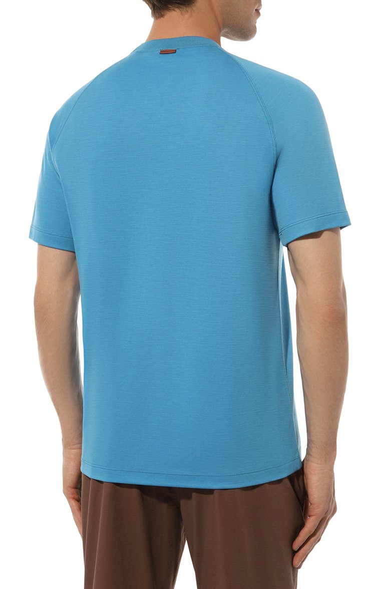 Мужская шерстяная футболка ZEGNA голубого цвета, арт. UD328A7/DCT706 | Фото 4 (Материал внешний: Шерсть; Рукава: Короткие; Длина (для топов): Стандартные; Принт: Без принта; Стили: Кэжуэл; Мужское Кросс-КТ: Футболка-одежда; Кросс-КТ: Джерси; Автоматизация ТО: Проставлено; Детали: Без декора; Автоматизация состава: Проставлено)