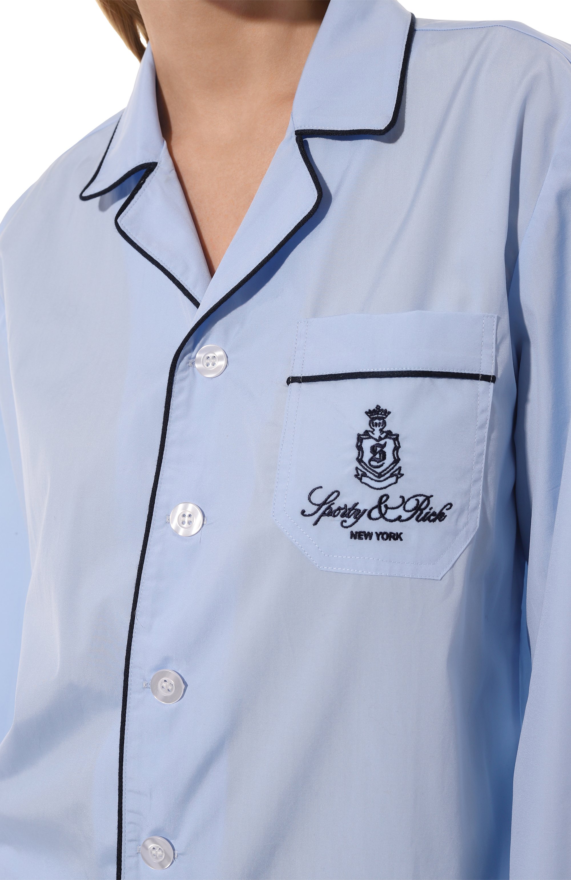 Хлопковая блузка SPORTY AND RICH голубого цвета по цене 21050 руб., арт. SI021516205BL50, фото 5 Хлопковая блузка SPORTY AND RICH, арт. SI021516205BL50, фото 5
