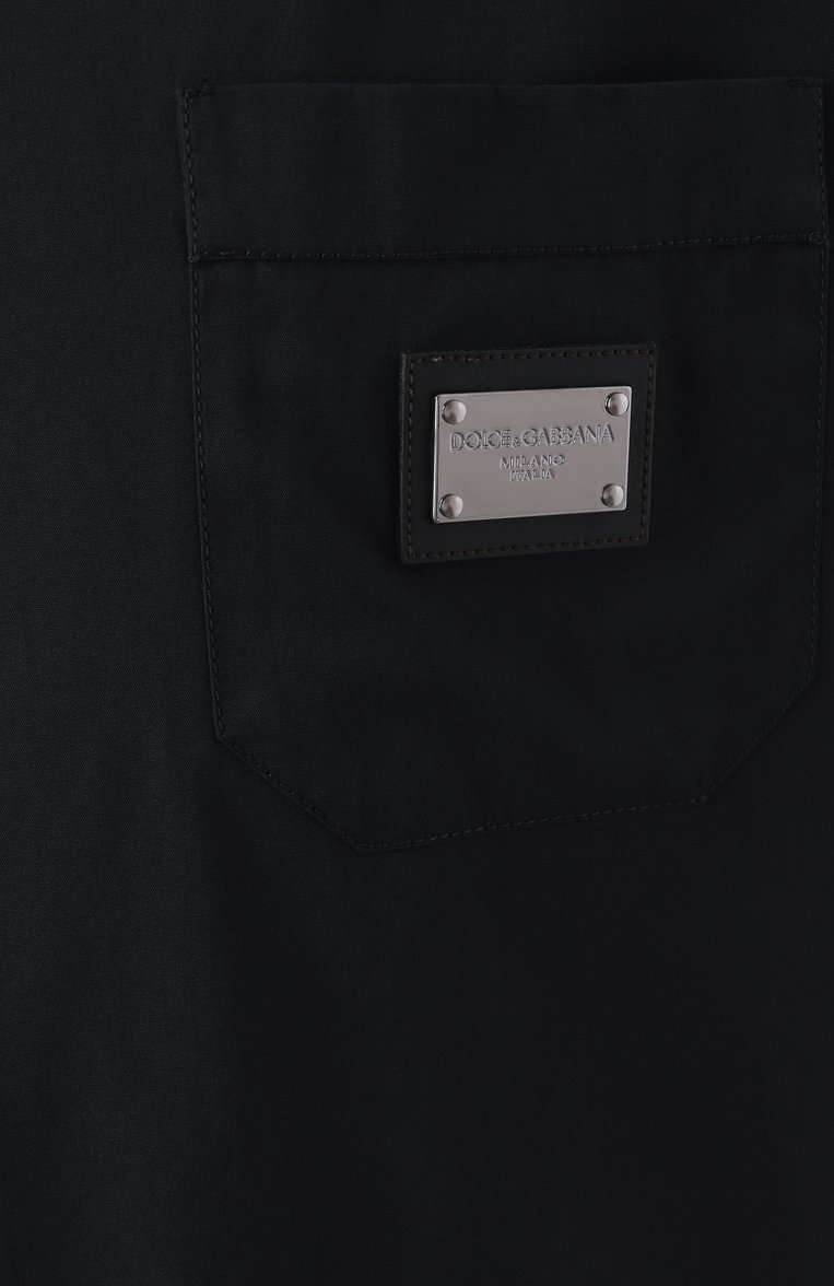 Мужская хлопковая рубашка DOLCE & GABBANA черного цвета, арт. G5JH9T/GF855 | Фото 6 (Рукава: Короткие; Материал сплава: Проставлено; Длина (для топов): Стандартные; Материал внешний: Хлопок; Драгоценные камни: Проставлено; Стили: Минимализм; Принт: Однотонные; Случай: Повседневный; Воротник: Отложной)