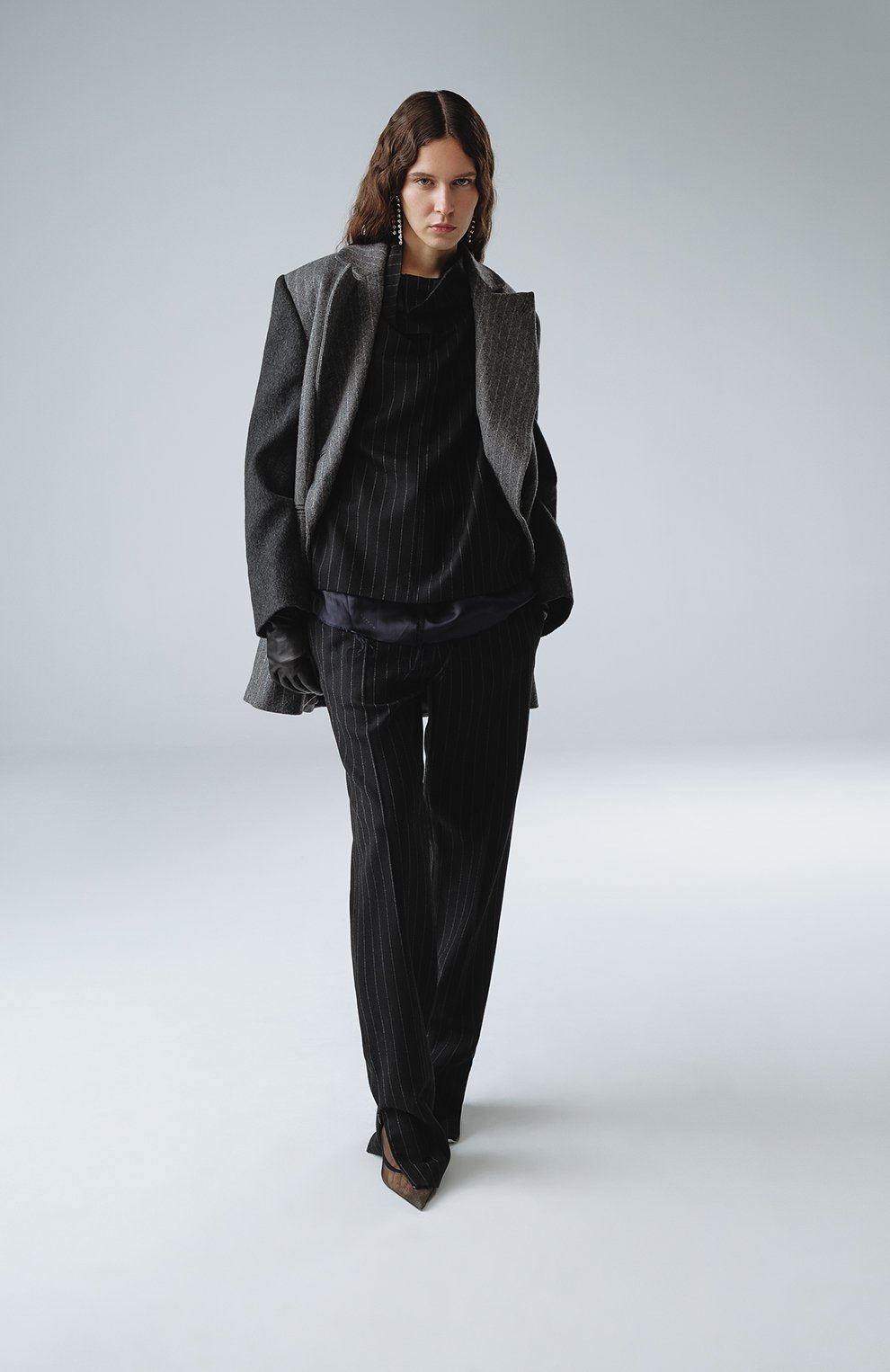 Серьги FORTE_FORTE прозрачного цвета по цене 11200 руб., арт. 10806, фото 4 Серьги FORTE_FORTE, арт. 10806, фото 4