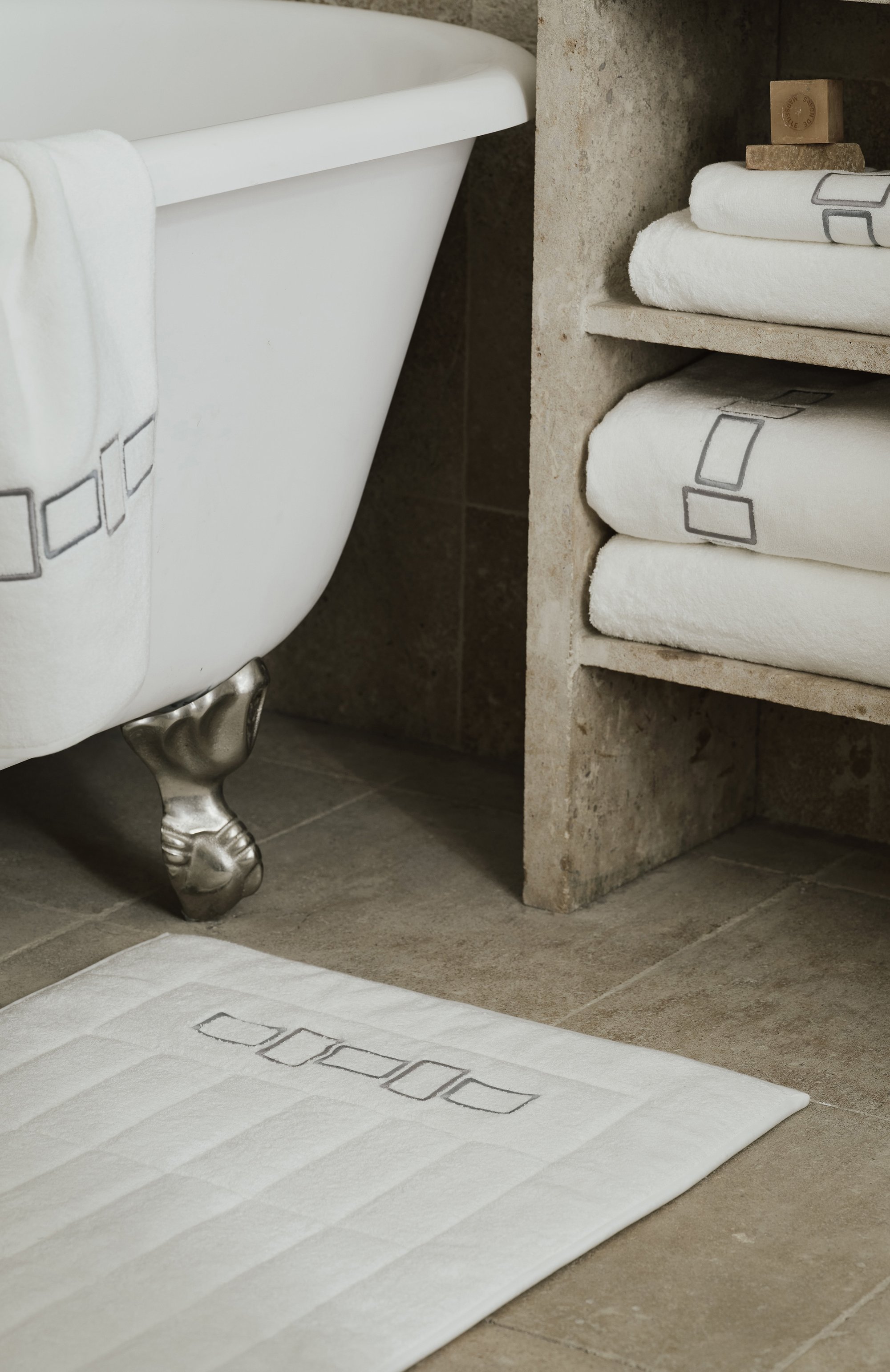 Коврик для ванной bold bicolor embroidery FRETTE, арт. FR6881 D0402 054B, фото 2