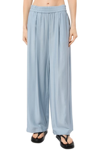 Брюки из вискозы и шелка WINDSOR голубого цвета по цене 48300 руб., арт. 52 DH152H 10014352, фото 3 Брюки из вискозы и шелка WINDSOR, арт. 52 DH152H 10014352, фото 3