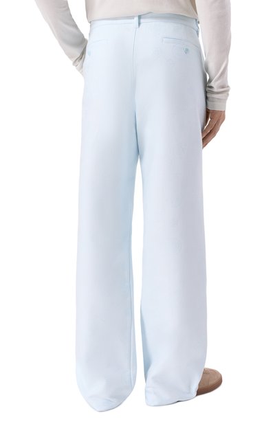 Хлопковые брюки CASABLANCA светло-голубого цвета по цене 121500 руб., арт. M-AW25-TR-350-01, фото 4 Хлопковые брюки CASABLANCA, арт. M-AW25-TR-350-01, фото 4