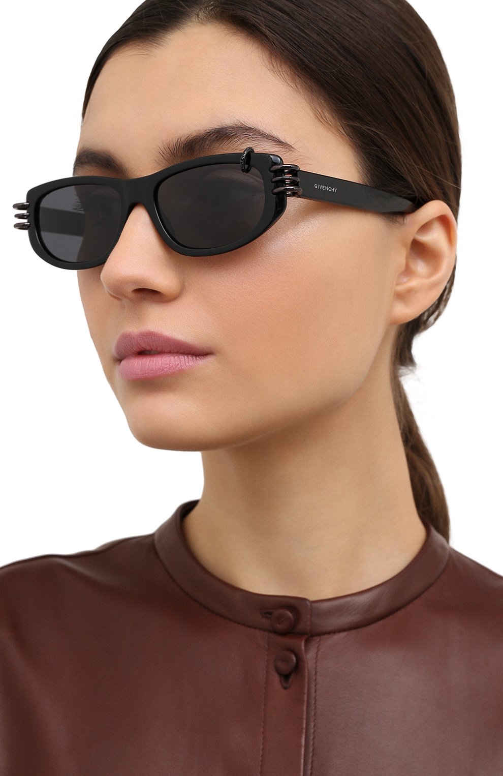 Солнцезащитные очки GIVENCHY черного цвета по цене 22700 руб., арт. 7176 807, фото 2 Солнцезащитные очки GIVENCHY, арт. 7176 807, фото 2