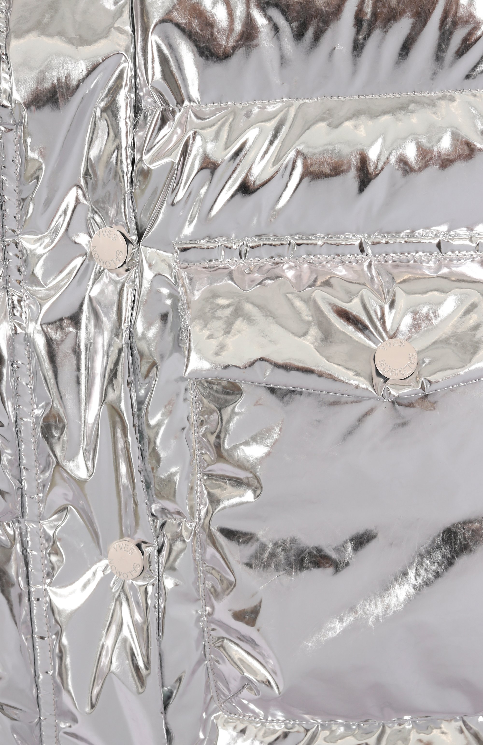 Пуховик с меховой отделкой YVES SALOMON ENFANT серебряного цвета по цене 79950 руб., арт. 25WEM912XXD0XW/6A, фото 3 Пуховик с меховой отделкой YVES SALOMON ENFANT, арт. 25WEM912XXD0XW/6A, фото 3