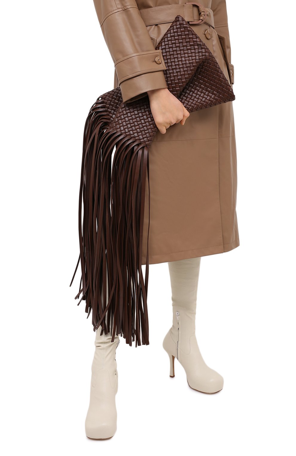 Клатч bv fringe crisscross BOTTEGA VENETA коричневого цвета по цене 346000 руб., арт. 642104/V01D1, фото 2 Клатч bv fringe crisscross BOTTEGA VENETA, арт. 642104/V01D1, фото 2