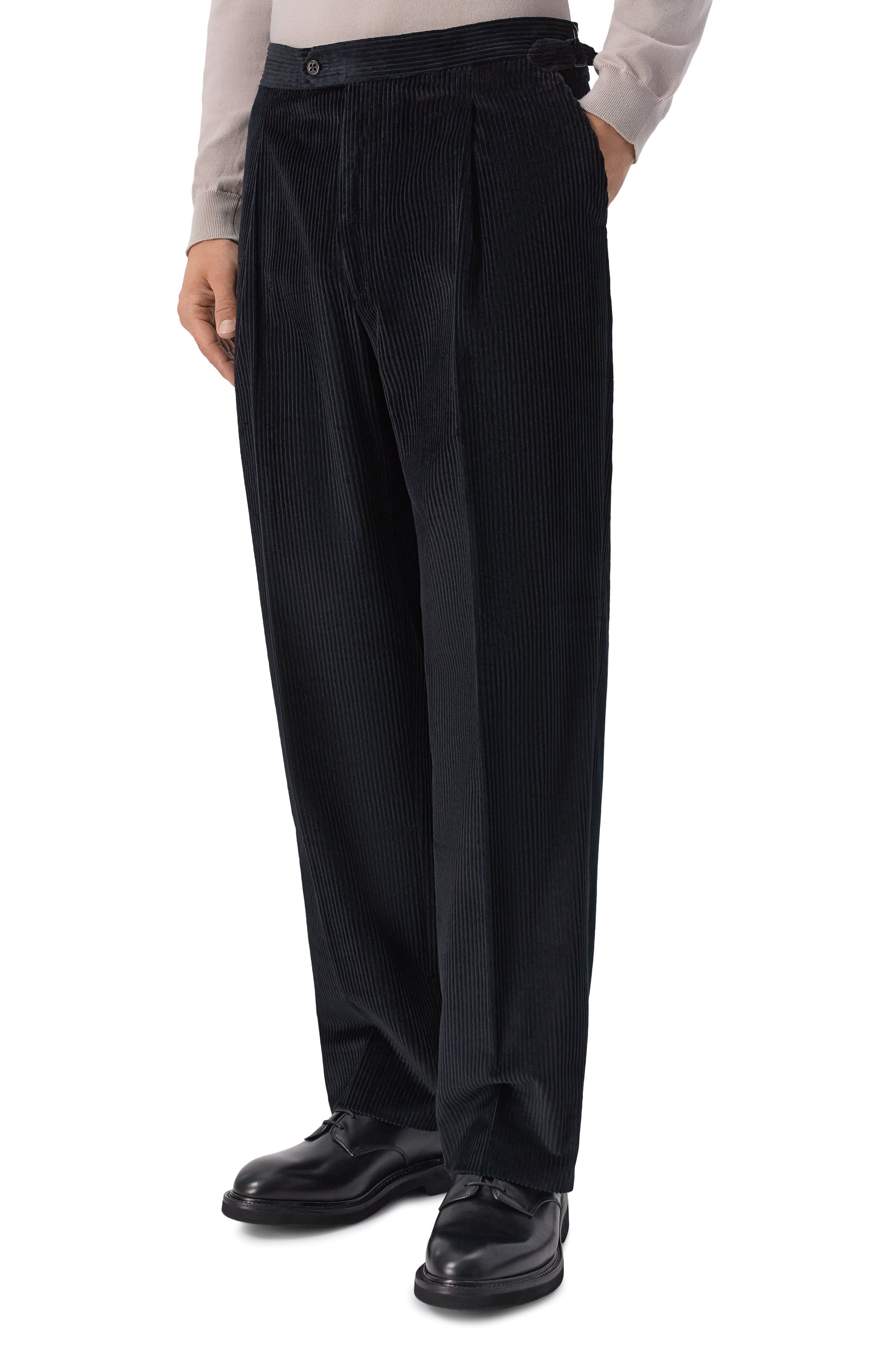 Вельветовые брюки CORNELIANI черного цвета по цене 57250 руб., арт. 284L26/2A18203, фото 3 Вельветовые брюки CORNELIANI, арт. 284L26/2A18203, фото 3