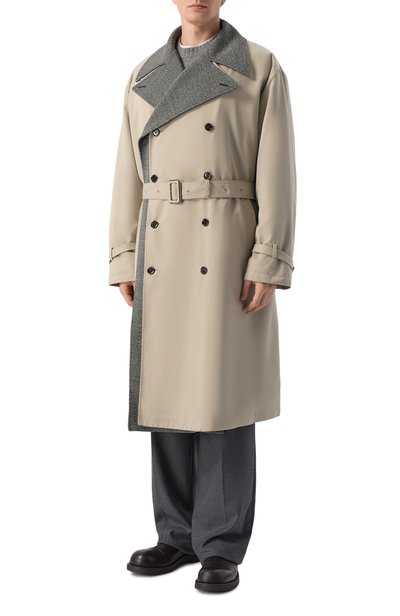 Тренч DOLCE & GABBANA светло-бежевого цвета по цене 554000 руб., арт. G060VT/FUS32, фото 3 Тренч DOLCE & GABBANA, арт. G060VT/FUS32, фото 3