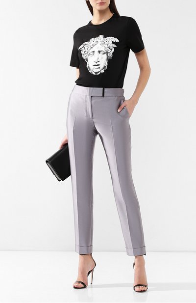 Хлопковая футболка VERSACE черного цвета по цене 53800 руб., арт. A82297/A201952, фото 2 Хлопковая футболка VERSACE, арт. A82297/A201952, фото 2