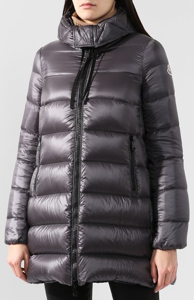 Стеганый пуховик moncler suyen с капюшоном MONCLER серого цвета по цене 145500 руб., арт. D2-093-49319-49-53052, фото 3 Стеганый пуховик moncler suyen с капюшоном MONCLER, арт. D2-093-49319-49-53052, фото 3
