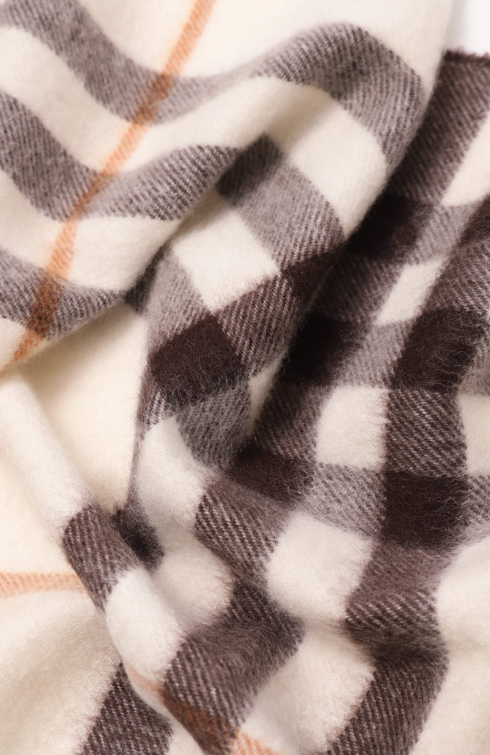 Кашемировый шарф BURBERRY кремового цвета по цене 75450 руб., арт. 8112634, фото 5 Кашемировый шарф BURBERRY, арт. 8112634, фото 5