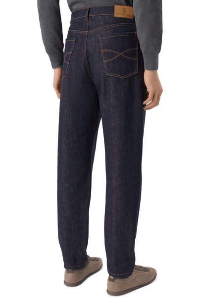 Джинсы iconic fit BRUNELLO CUCINELLI темно-синего цвета по цене 129500 руб., арт. M233P02090, фото 4 Джинсы iconic fit BRUNELLO CUCINELLI, арт. M233P02090, фото 4