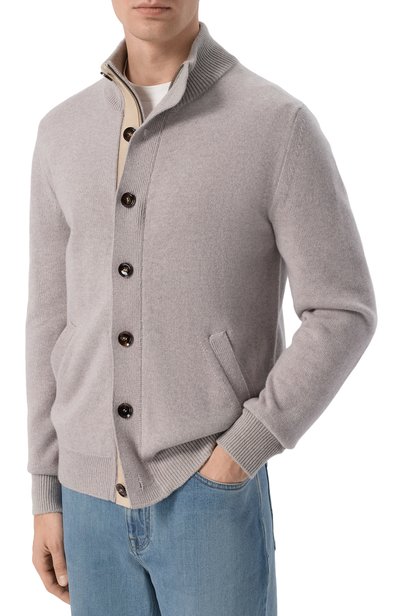 Кашемировый кардиган BRIONI светло-серого цвета по цене 339000 руб., арт. UMIF0L/02K06, фото 3 Кашемировый кардиган BRIONI, арт. UMIF0L/02K06, фото 3