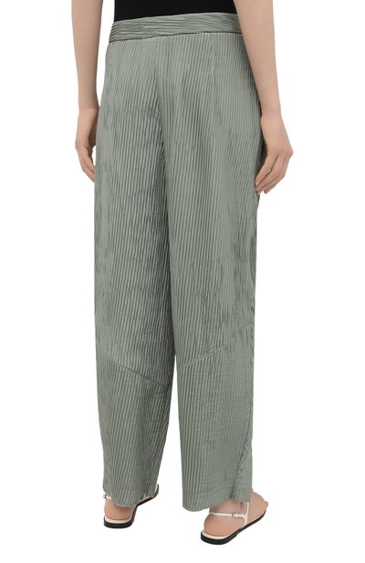 Шелковые брюки GIORGIO ARMANI светло-зеленого цвета по цене 131500 руб., арт. 1SHPP0G4/T029C, фото 4 Шелковые брюки GIORGIO ARMANI, арт. 1SHPP0G4/T029C, фото 4