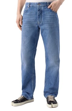 Мужские джинсы BOTTEGA VENETA синего цвета, арт. 813511/V42W0 | Фото 3 (Детали: Делаве; Силуэт М (брюки): Прямые; Стили: Кэжуэл, Повседневный; Длина (брюки, джинсы): Стандартные; Материал внешний: Деним, Хлопок; Материал сплава: Проставлено; Кросс-КТ: Деним; Драгоценные камни: Проставлено)