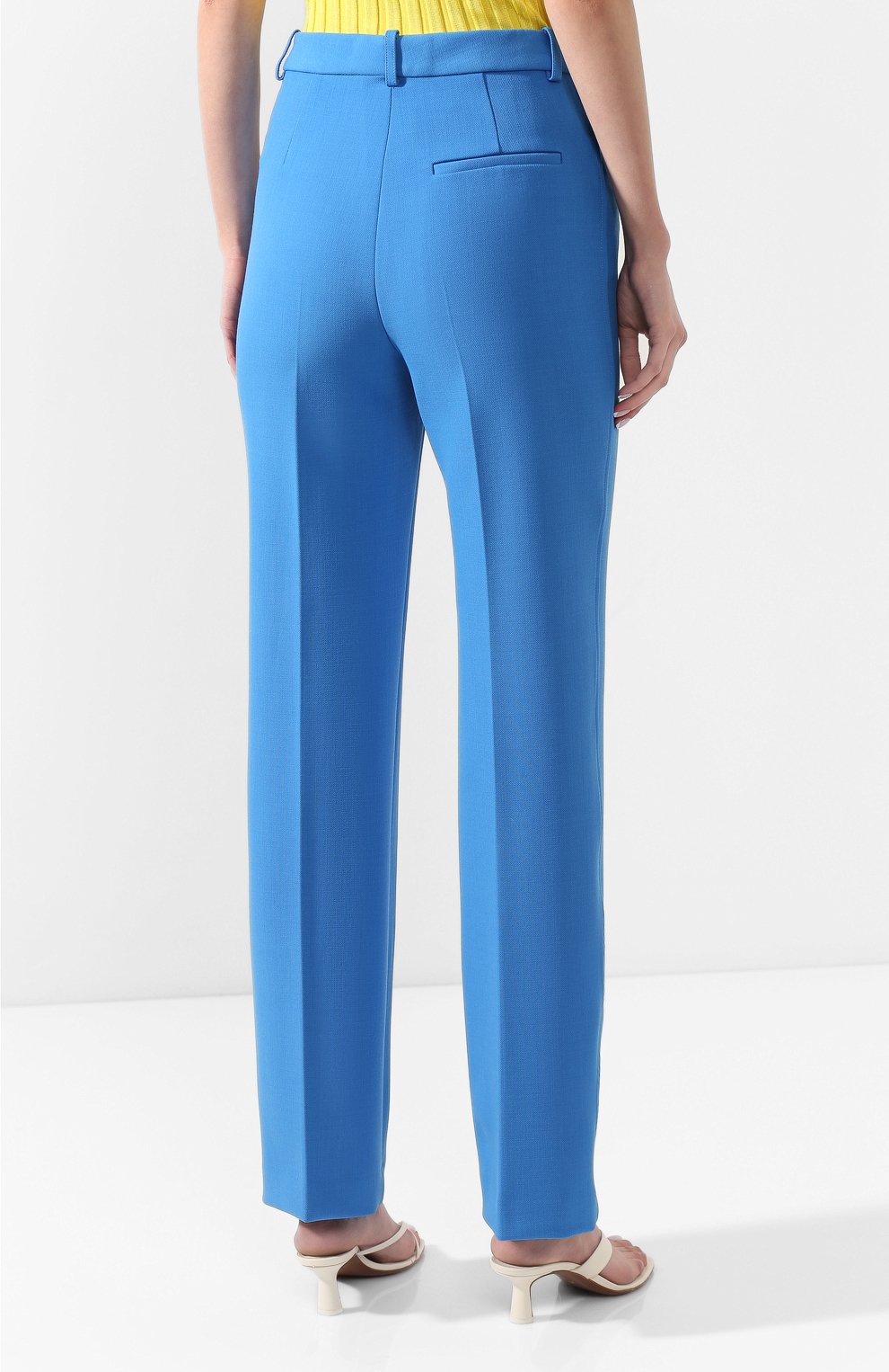 Брюки VICTORIA BECKHAM голубого цвета по цене 99500 руб., арт. 1120WTR000629A, фото 4 Брюки VICTORIA BECKHAM, арт. 1120WTR000629A, фото 4